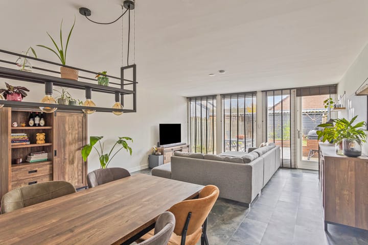 Foto 9 van Anna Bijnsstraat 58