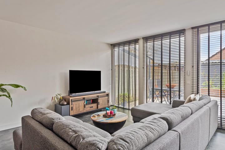 Foto 10 van Anna Bijnsstraat 58