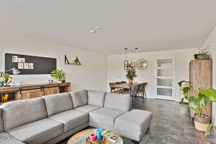 Foto 11 van Anna Bijnsstraat 58