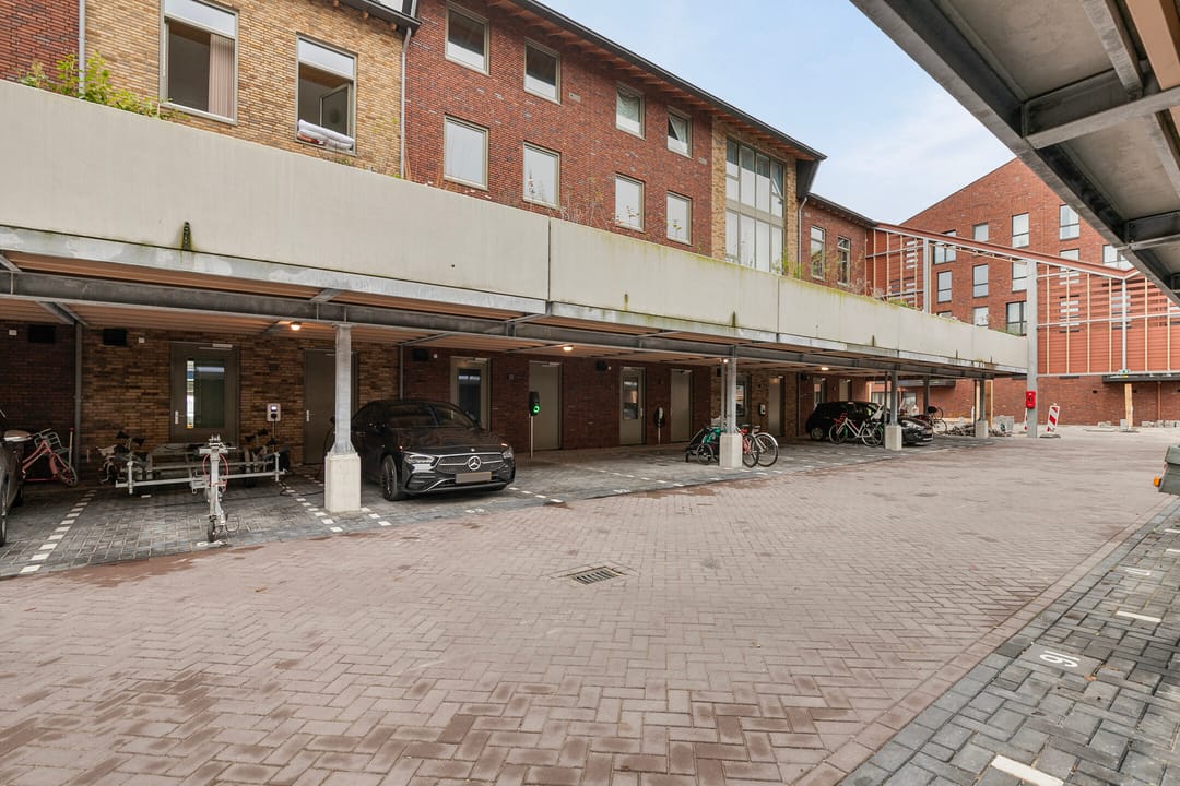 Foto 16 van Elvis Presleystraat 10