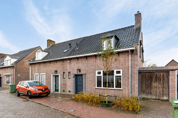 Bekijk foto 36 van Pastoor Pottersstraat 26