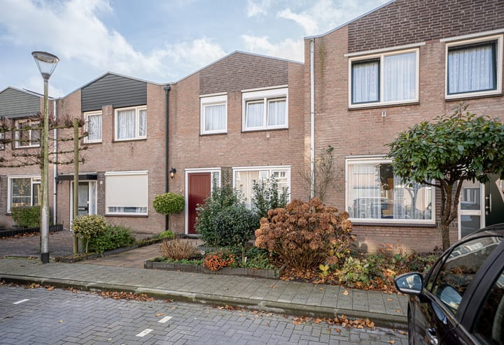 Foto 26 van Van Tussenbroekstraat 15