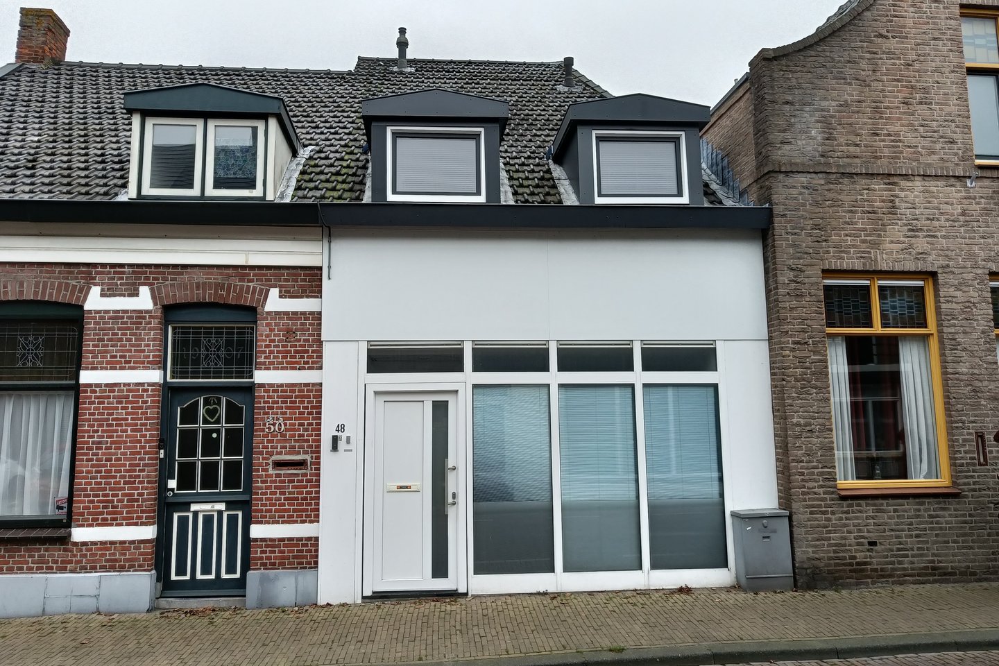 View photo 1 of Dorpsstraat 48