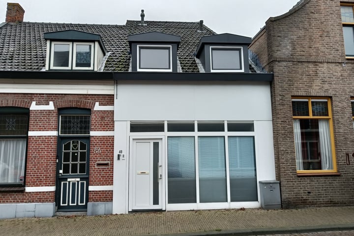 Dorpsstraat 48, Halsteren