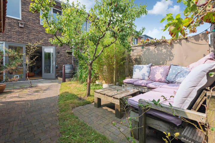 Foto 18 van Witte Ring 145