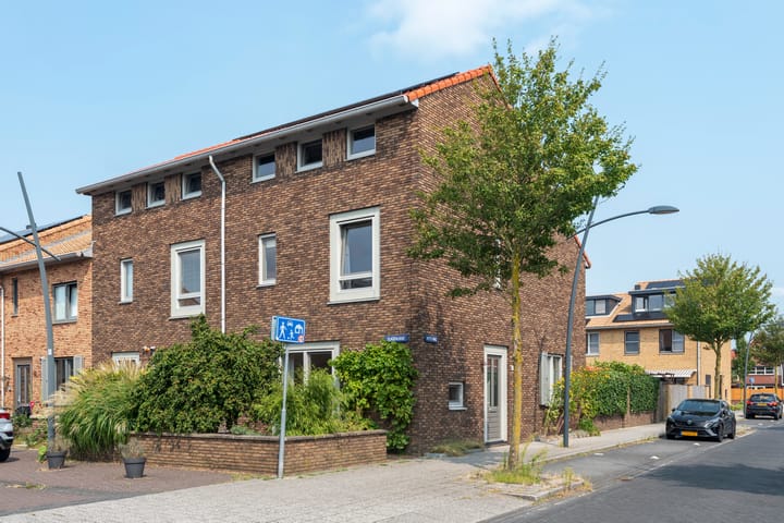 Foto 36 van Witte Ring 145