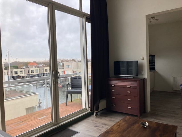 Foto 13 van Rochus Meeuwiszweg 382