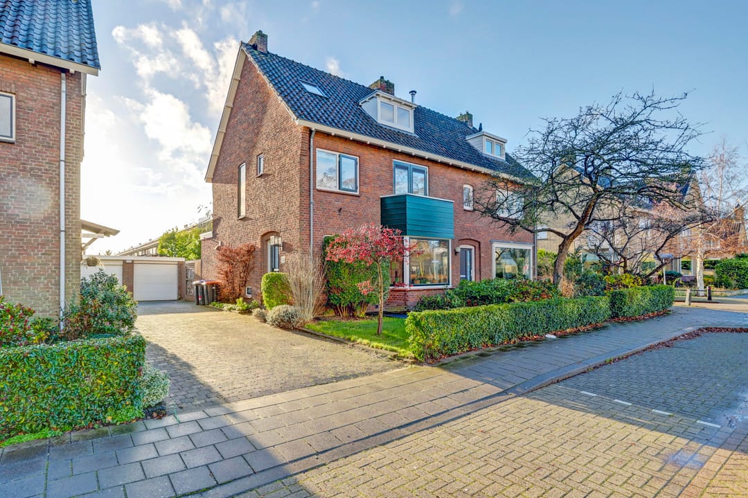 Foto 1 van Willy Sluiterweg 9