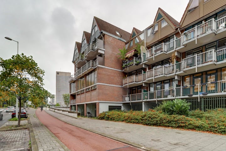 Bekijk foto 6 van Graaf Balderikstraat 72