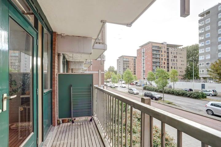 Bekijk foto 20 van Graaf Balderikstraat 72