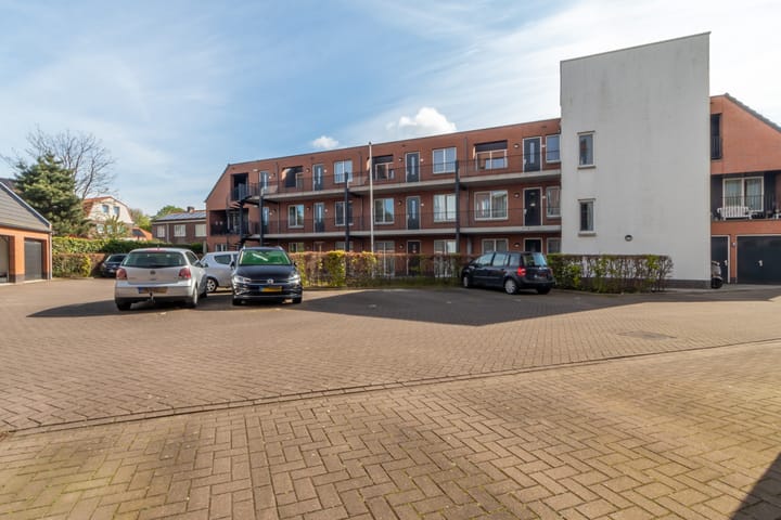 Foto 2 van Evertsenstraat 8-A