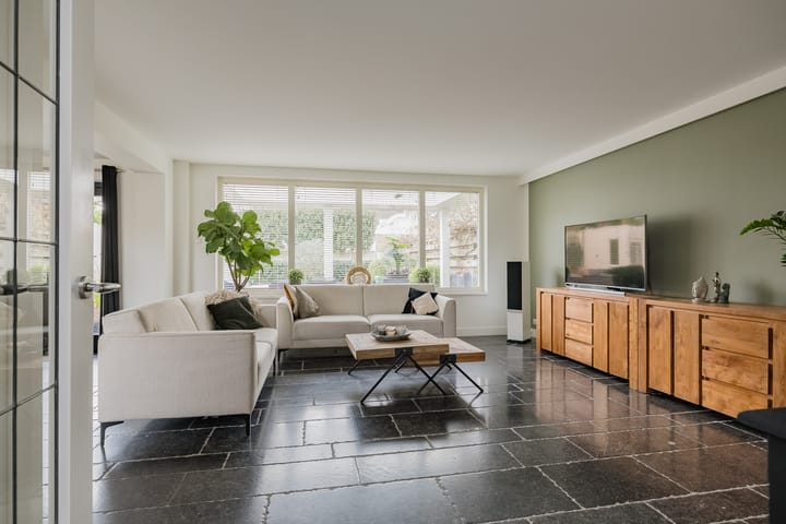 Foto 7 van Anna de Renessestraat 6