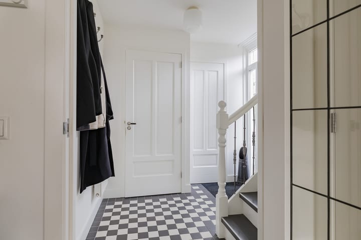 Foto 20 van Anna de Renessestraat 6