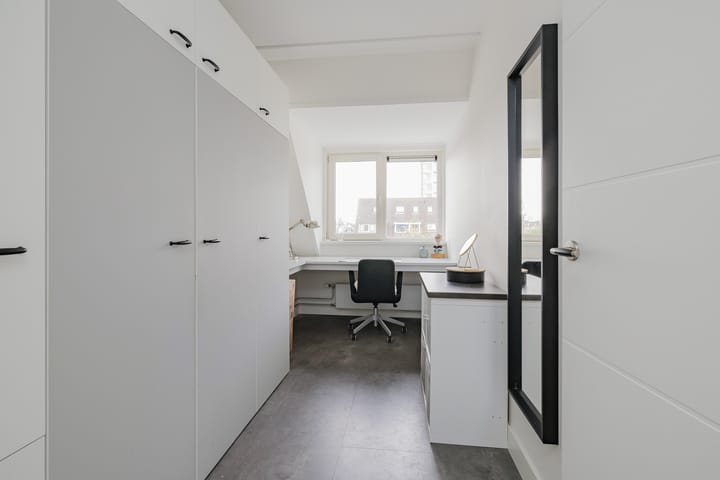 Foto 30 van Anna de Renessestraat 6