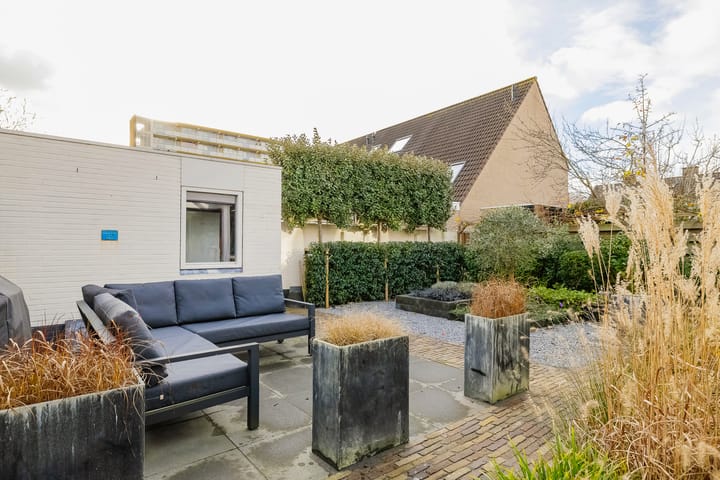 Foto 46 van Anna de Renessestraat 6