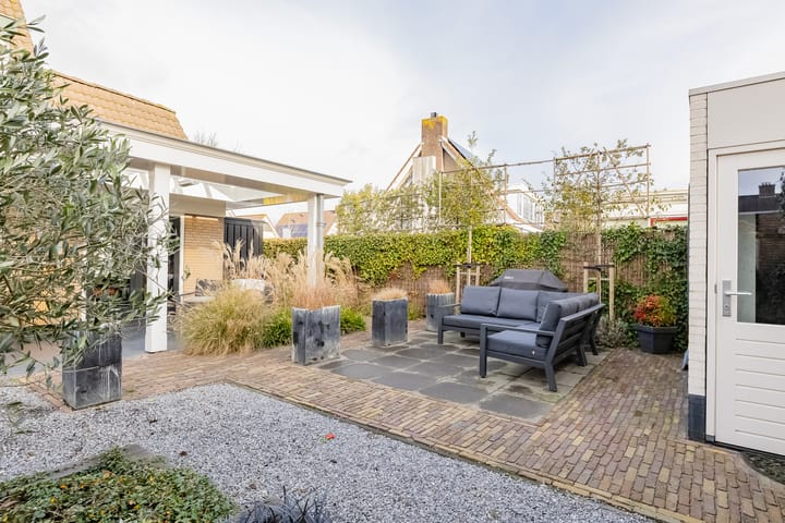 Foto 51 van Anna de Renessestraat 6