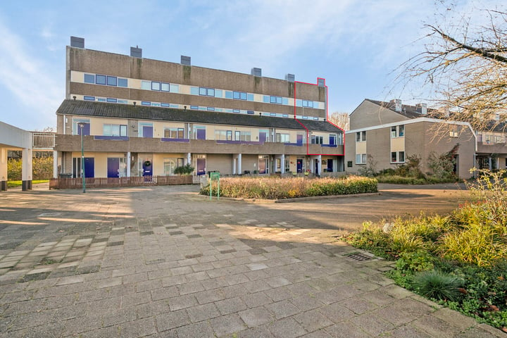 Bekijk foto 1 van Bloemstede 447