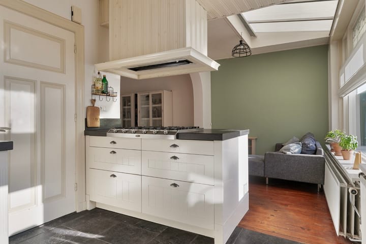 Foto 16 van Burgemeester van Engelenweg 17