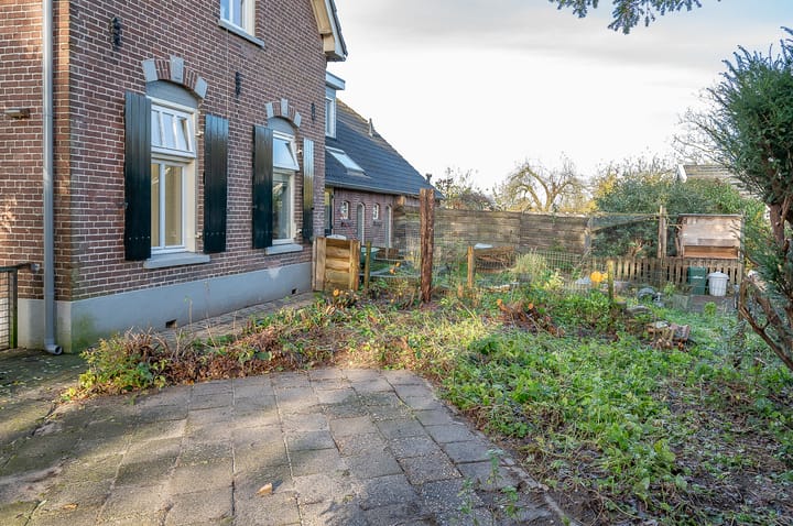 Photo 9 of Zaarbelinkdijk 3-B