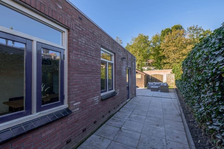 Photo 24 of Julianastraat 12