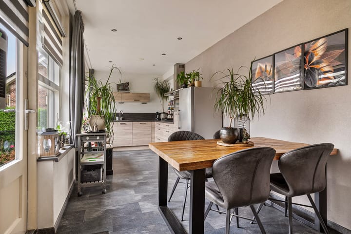 Photo 7 of Hullenweg 9