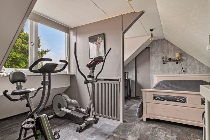 Photo 23 of Hullenweg 9