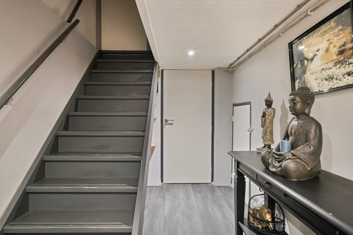 Photo 25 of Hullenweg 9