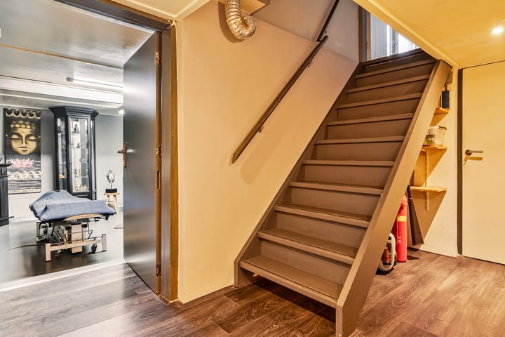 Photo 27 of Hullenweg 9