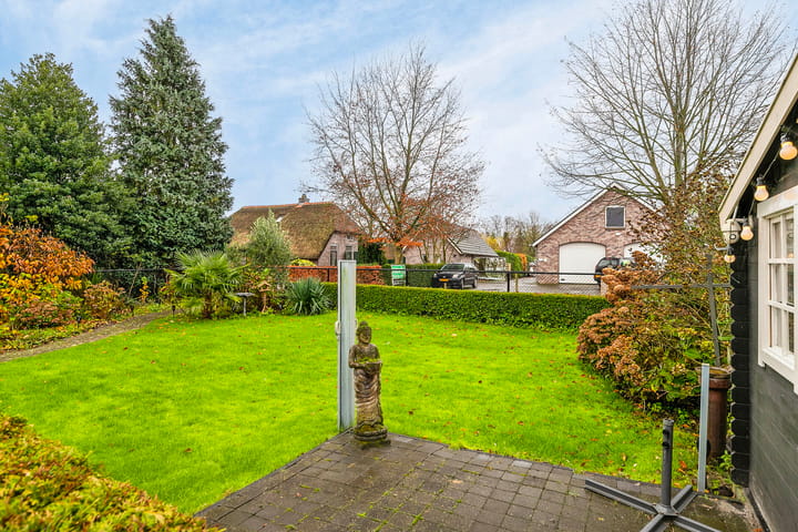 Photo 42 of Hullenweg 9