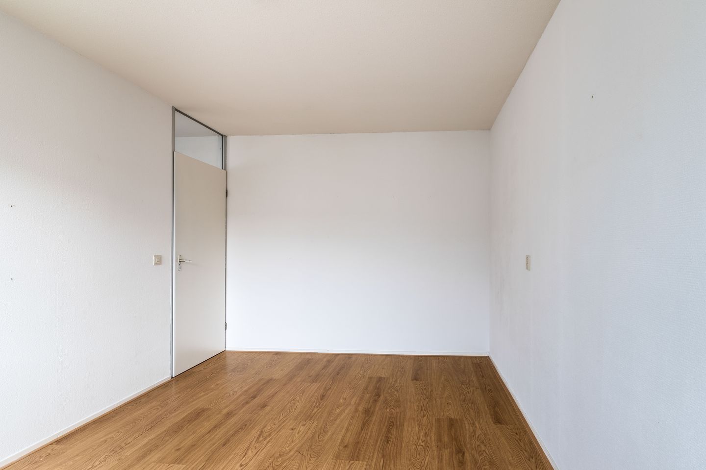 Photo 14 of Walstro 14