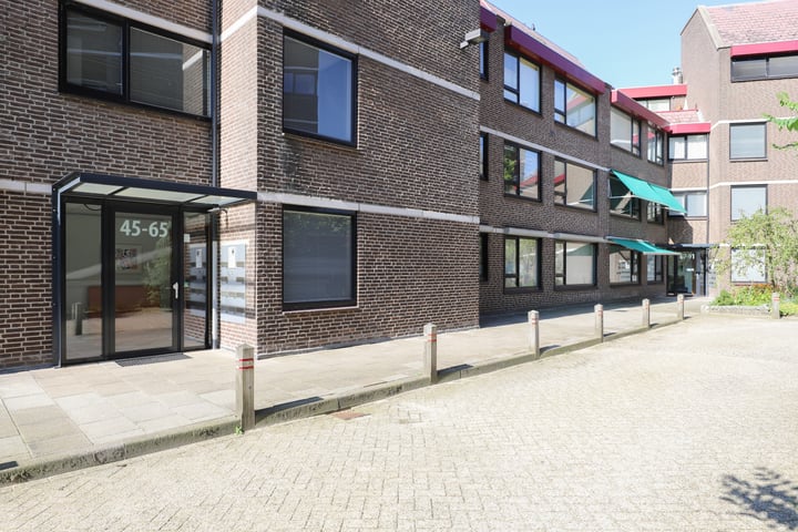 Bekijk foto 36 van Graadt van Roggenstraat 55