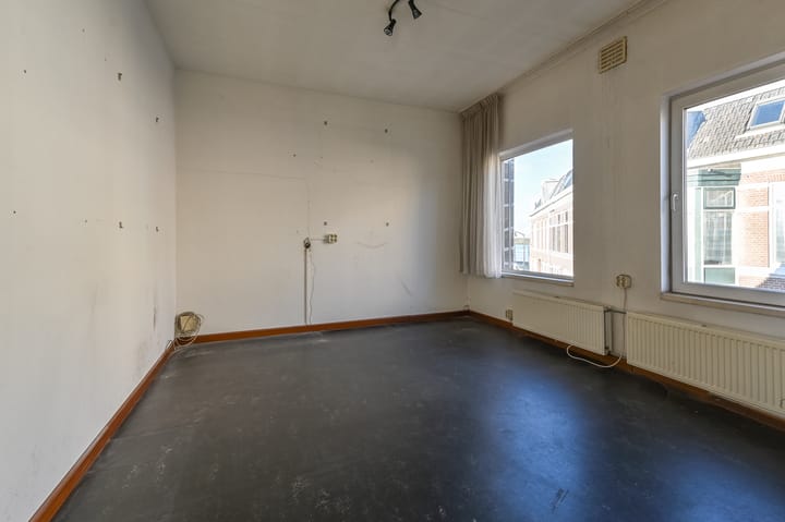 Photo 27 of Kanaalstraat 40