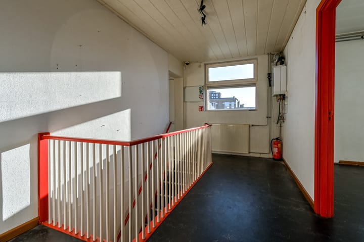 Photo 32 of Kanaalstraat 40