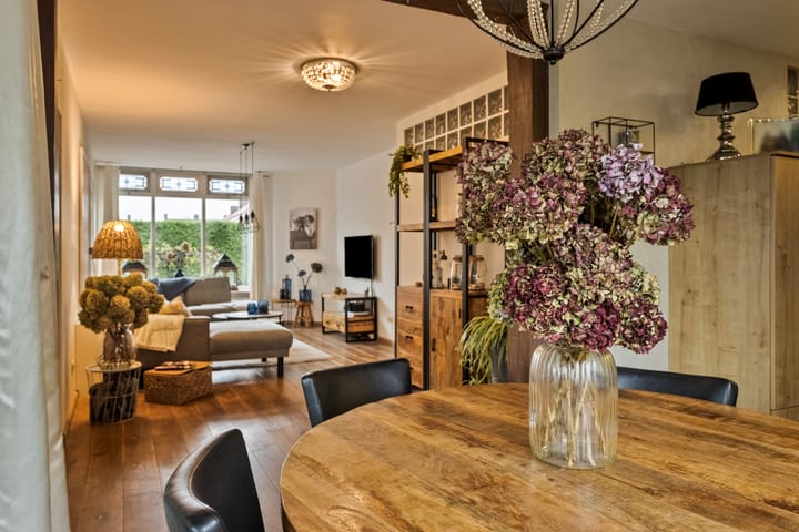 Foto 9 van Limburgstraat 16