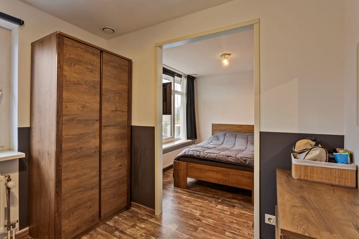 Foto 25 van Limburgstraat 16