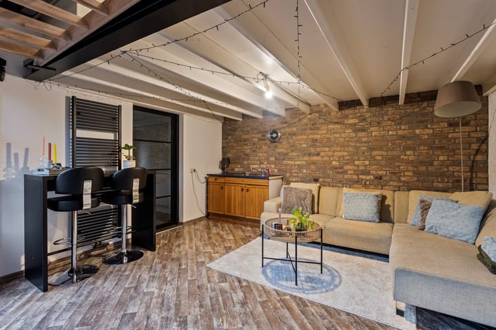 Foto 42 van Limburgstraat 16