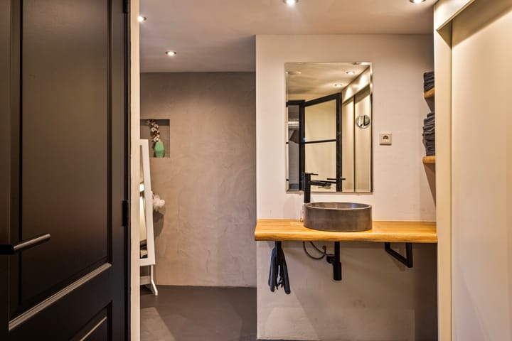 Foto 44 van Limburgstraat 16