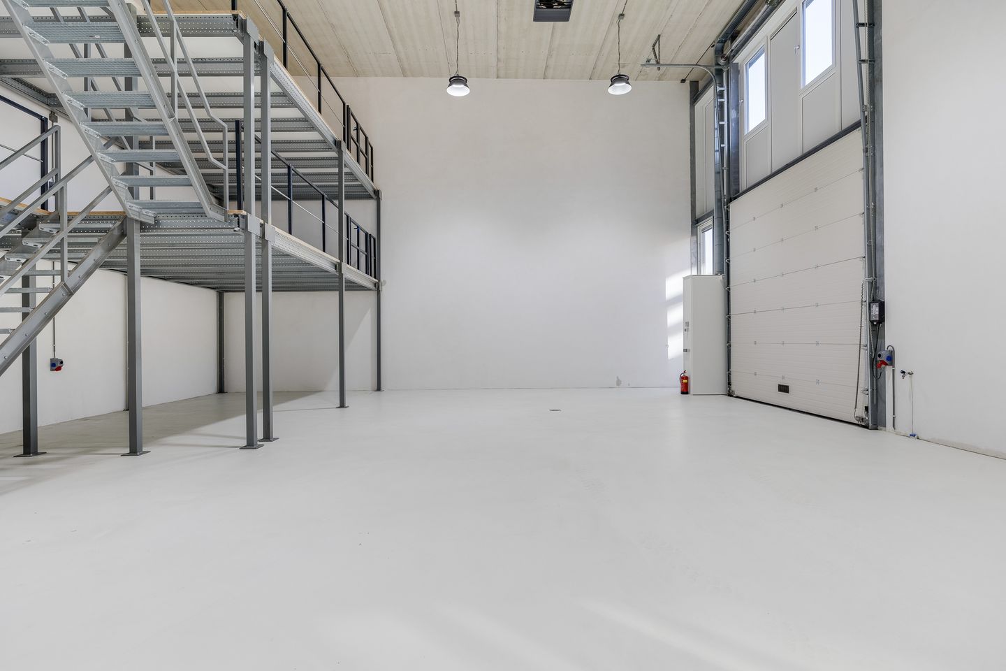 View photo 5 of P.C. Staalweg 102
