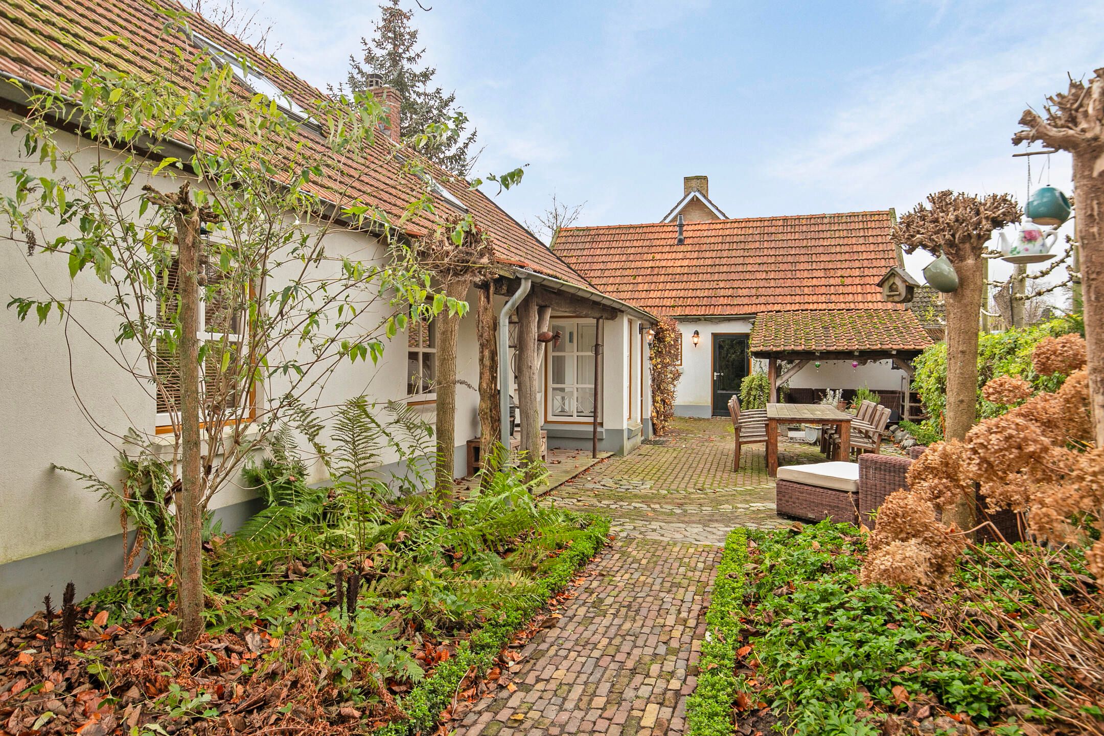 Foto 42 van Kerkeneind 9