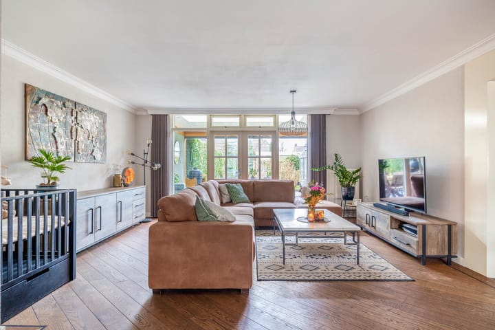 Foto 2 van Bizetstraat 21