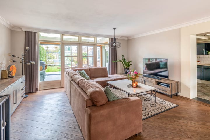 Foto 7 van Bizetstraat 21