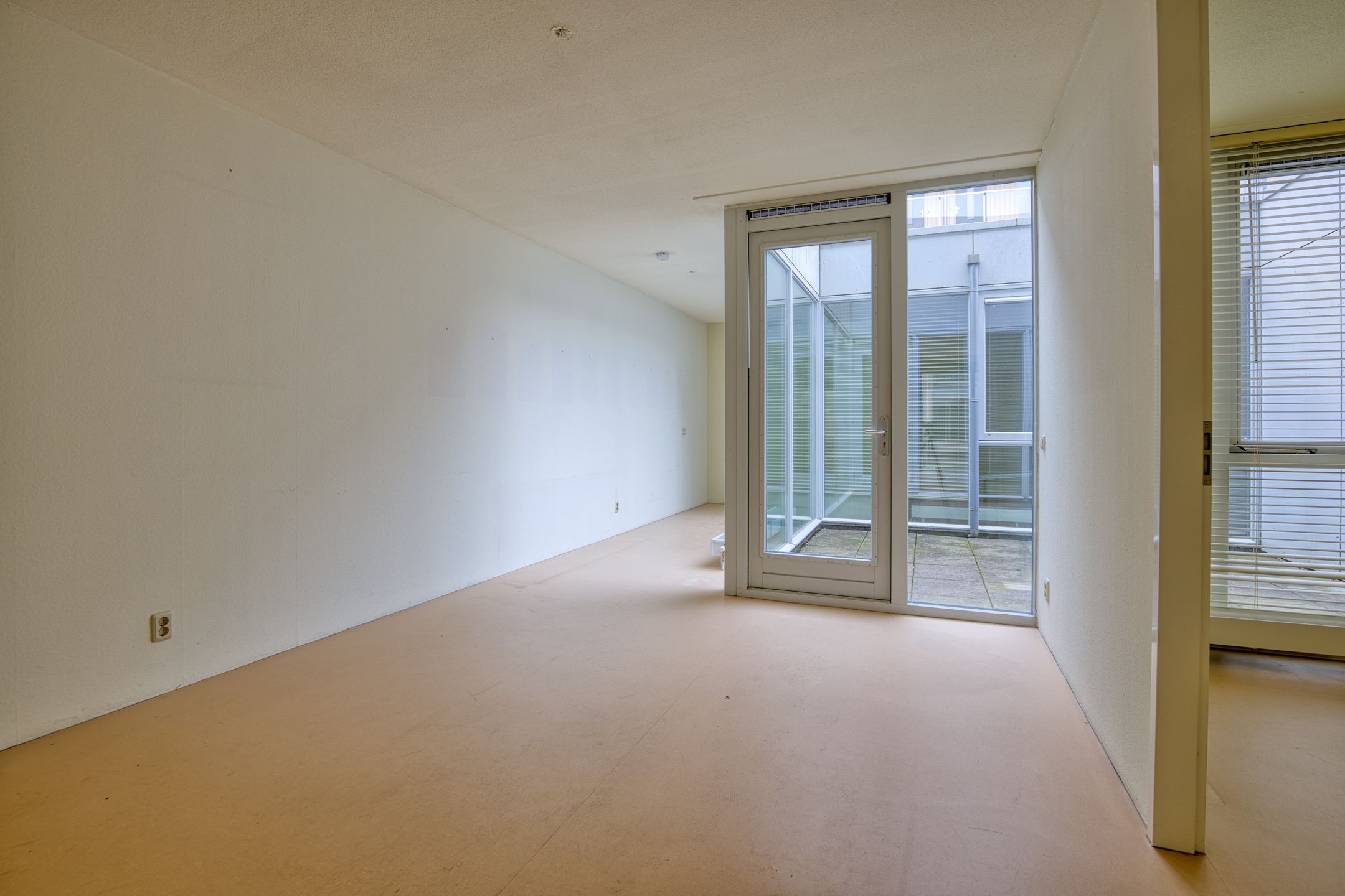 Photo 9 of Bouwe Landlaan 18