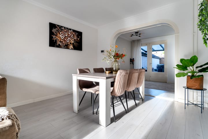 Foto 11 van Bredaseweg 101