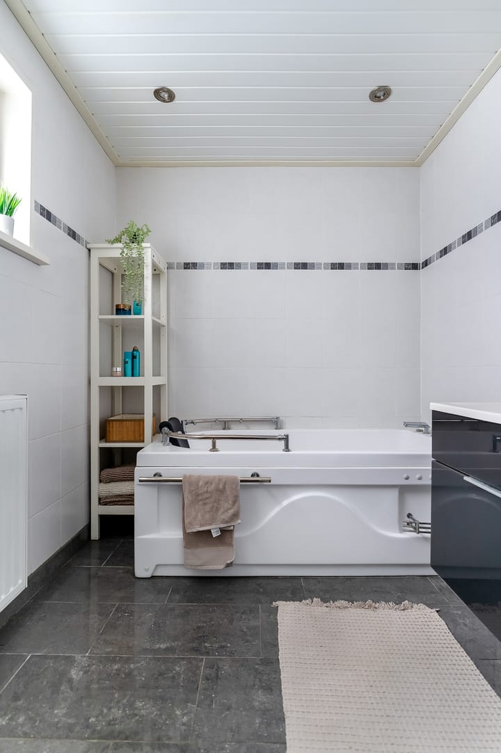 Foto 22 van Bredaseweg 101