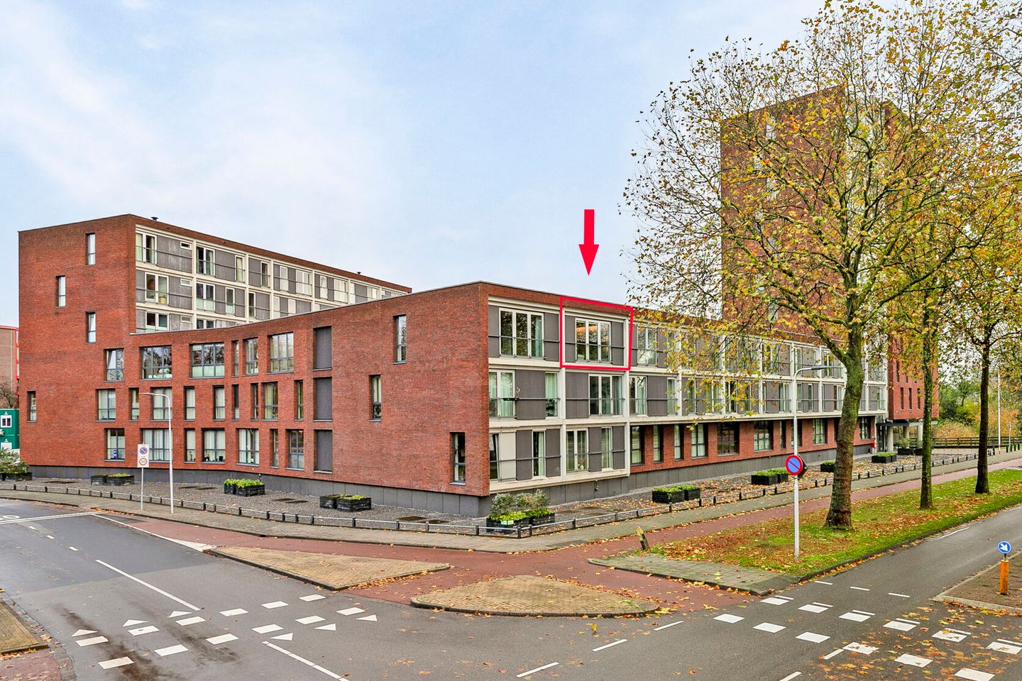 Photo 1 of Pandora 33