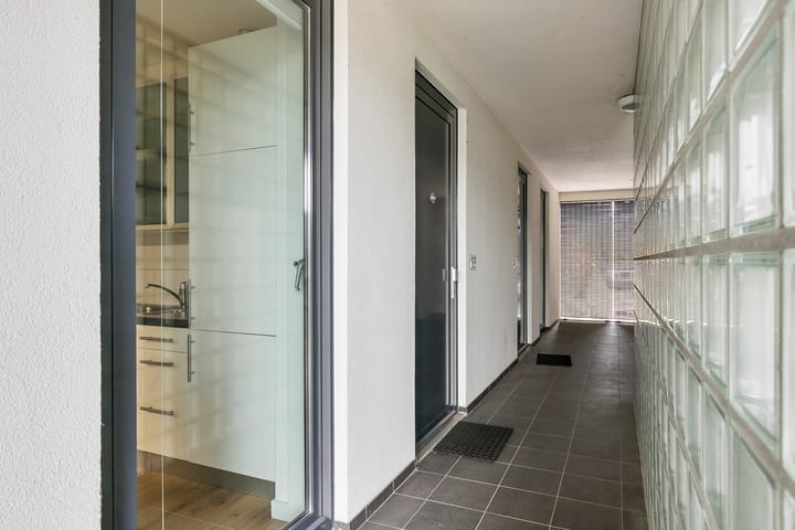 Photo 21 of Pandora 33