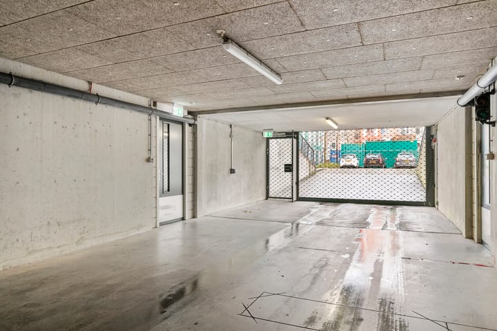 Photo 26 of Pandora 33