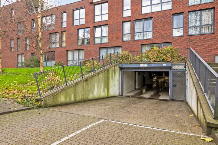 Photo 27 of Pandora 33