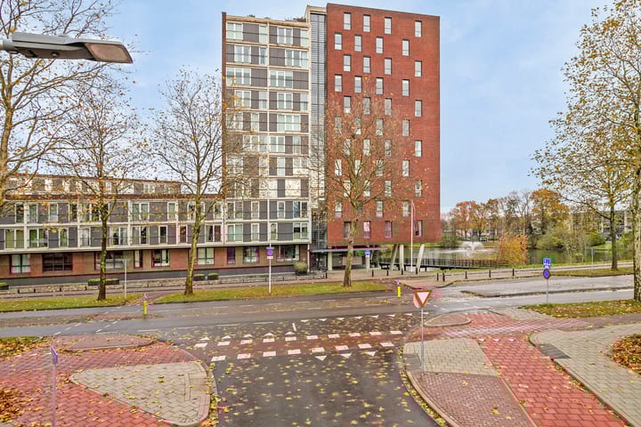 Photo 32 of Pandora 33