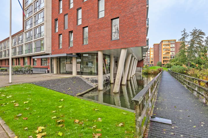 Photo 34 of Pandora 33